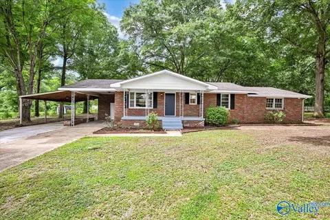 142 Hamaker St, Decatur, AL 35603
