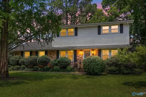 11242 Hillwood Dr, Huntsville, AL 35803