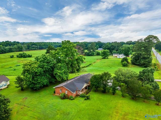 25484 Nick Davis Rd, Athens, AL 35613