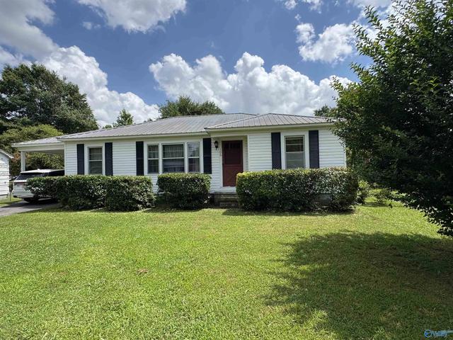 306 Nixon St, Albertville, AL 35950