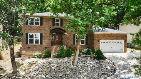 2629 Gawain Rd, Huntsville, AL 35803