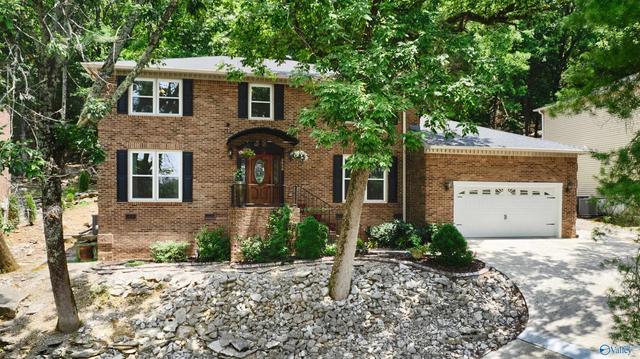 2629 Gawain Rd, Huntsville, AL 35803
