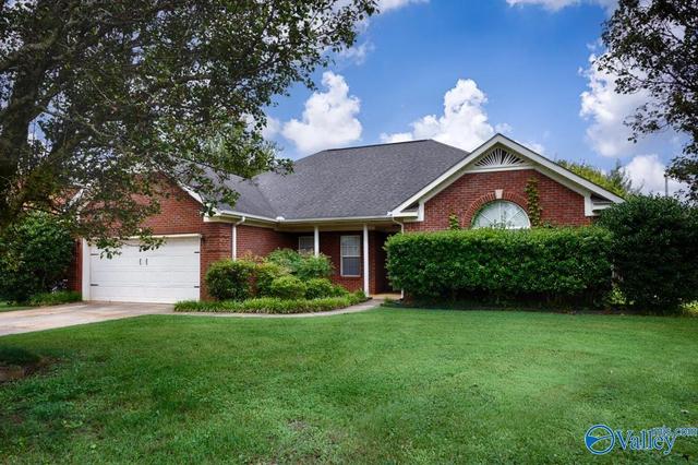 100 Twelve Oaks Dr, Madison, AL 35758