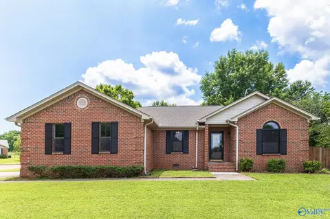 100 Happy Cir, Huntsville, AL 35811