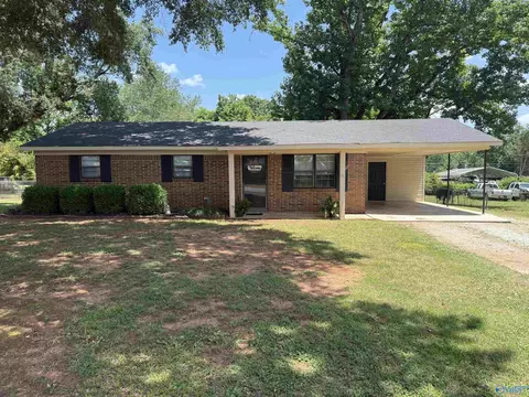 116 Audrea St, Moulton, AL 35650