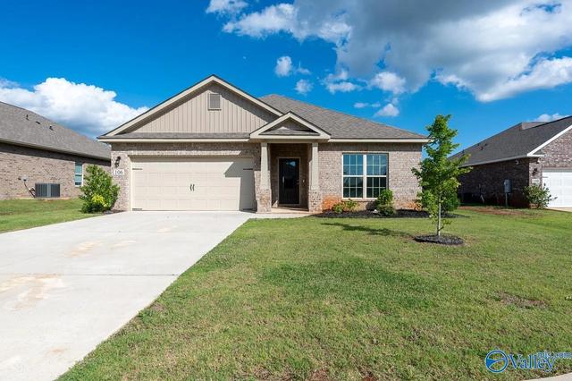 106 Elaina Grey Ct, New Market, AL 35761