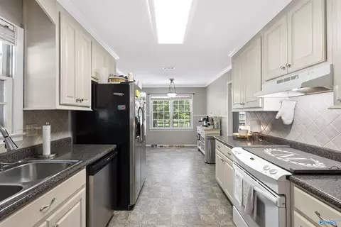 240 Dee Ann Rd, Trinity, AL 35673 photo 9