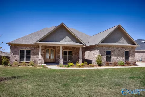 1304 Camellia Court Cir, Huntsville, AL 35803
