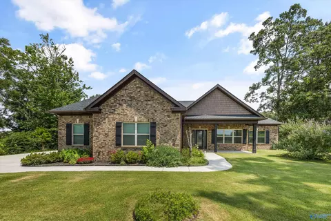 25057 Drawbaugh Rd, Athens, AL 35613