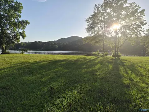 624 Riddles Bend Rd #LOT 8, Rainbow City, AL 35906