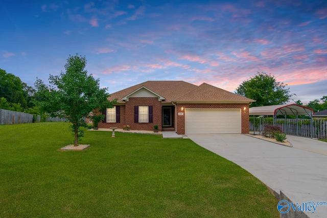205 Maltese Ct, Huntsville, AL 35811
