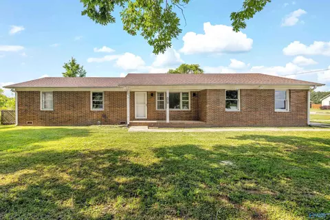 13545 New Cut Rd, Athens, AL 35611
