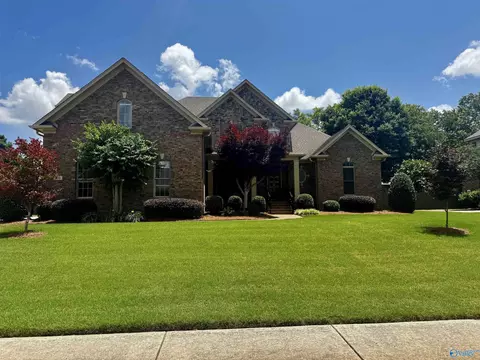 110 Rosehaven Cir, Madison, AL 35758