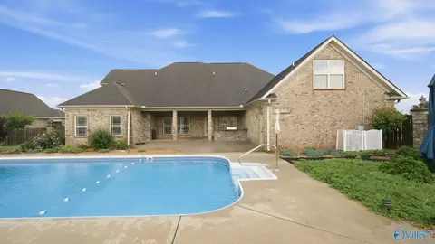 11 Tower St, Trinity, AL 35673 photo 3