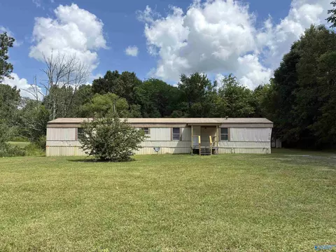 1328 Tidmore Bend Rd, Gadsden, AL 35901