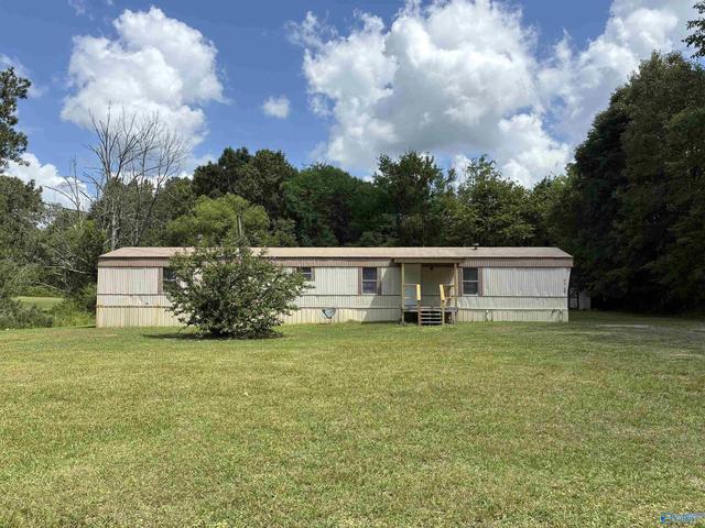 1328 Tidmore Bend Rd, Gadsden, AL 35901