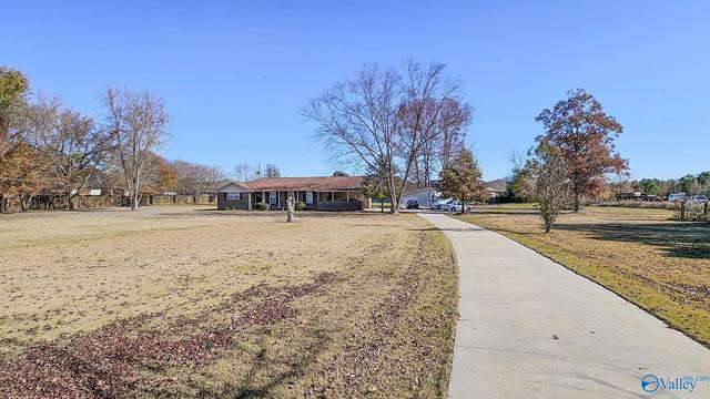 16744 Jones Rd, Athens, AL 35613