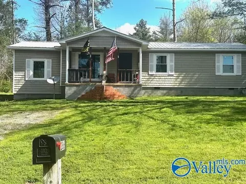 286 Willmon Subdivision Rd, Scottsboro, AL 35769