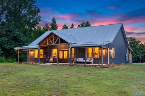 1897 White Oak Rd, Albertville, AL 35950