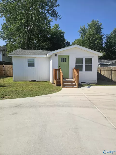 666 Harvest Rd, Harvest, AL 35749