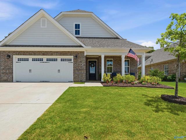 6533 SE Oak Meadow Dr, Owens Cross Roads, AL 35763