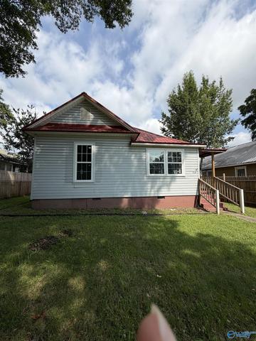 1205 S 11th St, Gadsden, AL 35901