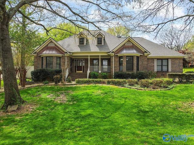 4818 Cove Creek Dr, Brownsboro, AL 35741