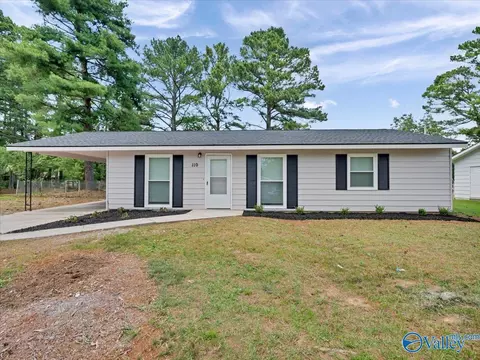 110 Albert St, Decatur, AL 35601