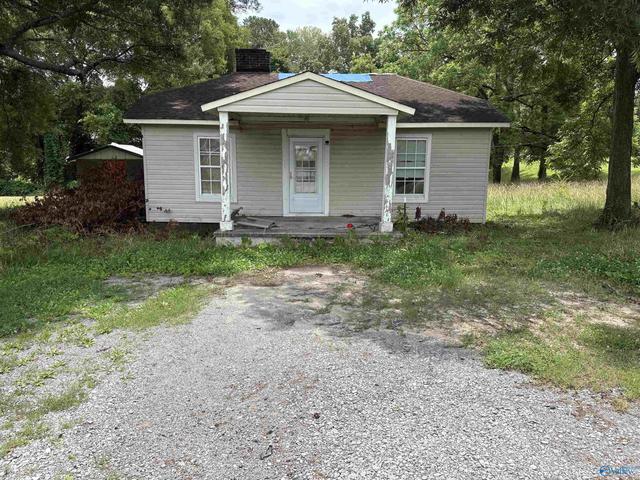 624 Holmes Ave, Bridgeport, AL 35740