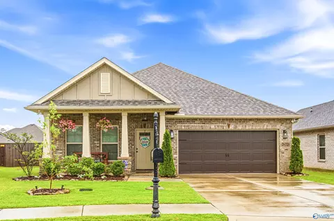 26225 Cold Creek Dr, Athens, AL 35613