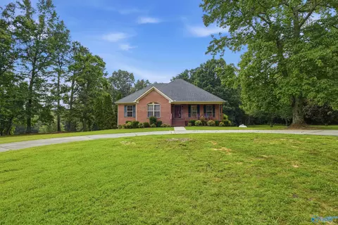 20 County Road 1200, Vinemont, AL 35179