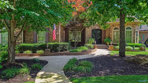 10 Bluff View Dr, Huntsville, AL 35803