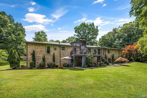 Exterior - 407 Old Brompton Ln, Killen, AL 35645 photo 5 of 11