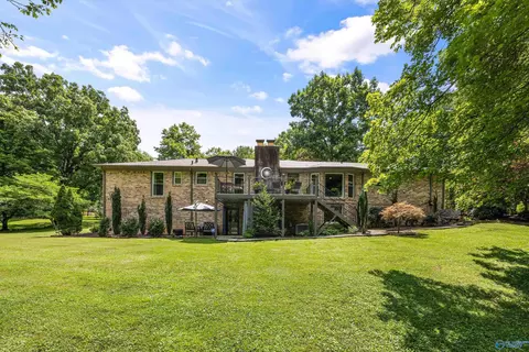 Exterior - 407 Old Brompton Ln, Killen, AL 35645 photo 4 of 11