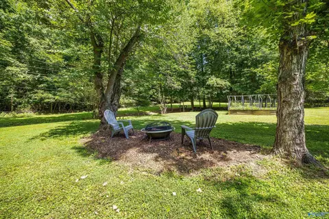 Exterior - 407 Old Brompton Ln, Killen, AL 35645 photo 6 of 11
