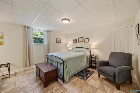 Bedroom - 407 Old Brompton Ln, Killen, AL 35645 photo 5 of 5