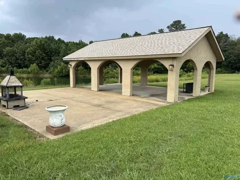 Exterior - 4831 Highway 71, Dutton, AL 35744 photo 6 of 7