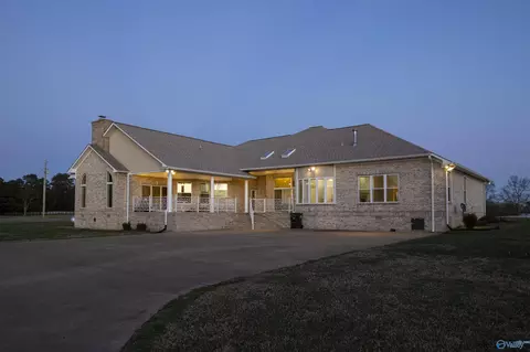 Exterior - 4831 Highway 71, Dutton, AL 35744 photo 5 of 7