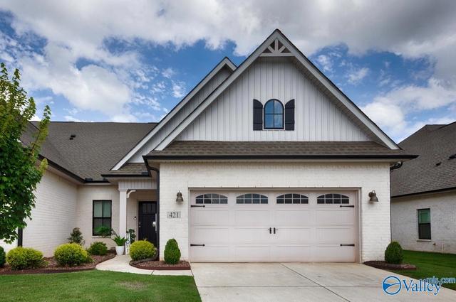 421 Raleigh Elm Dr, Huntsville, AL 35824