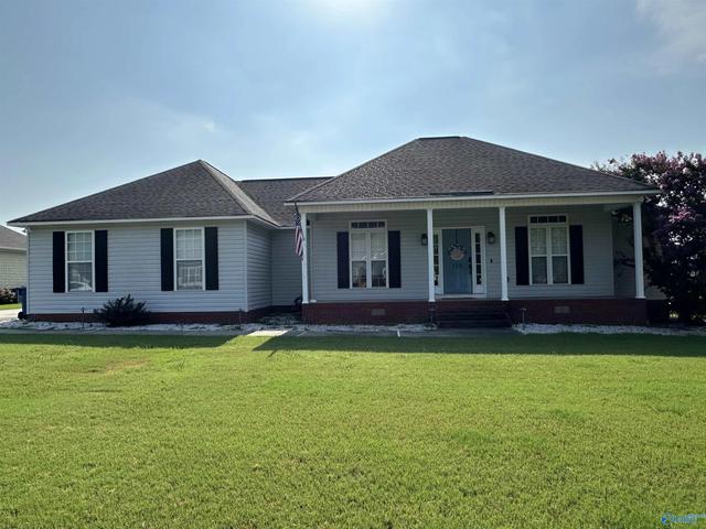115 St Thomas Dr, Rainbow City, AL 35906