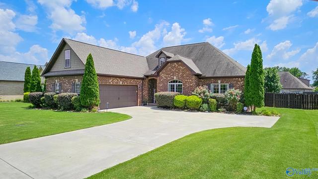 17510 Maree Dr, Athens, AL 35613