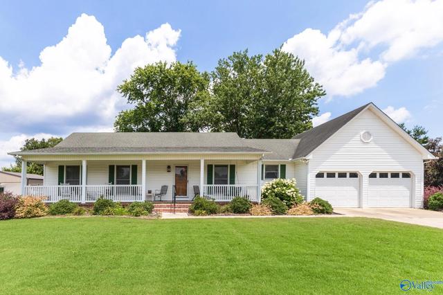 1801 Brookmeade Ave, Athens, AL 35611
