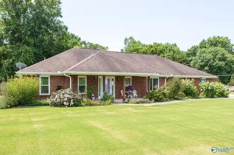 130 Foxridge Dr, Harvest, AL 35749