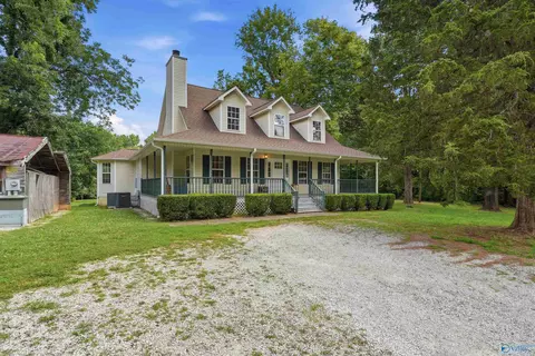 227 Baites Rd, Toney, AL 35773