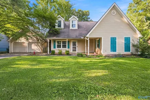 1037 Sandy Springs Rd, Huntsville, AL 35806