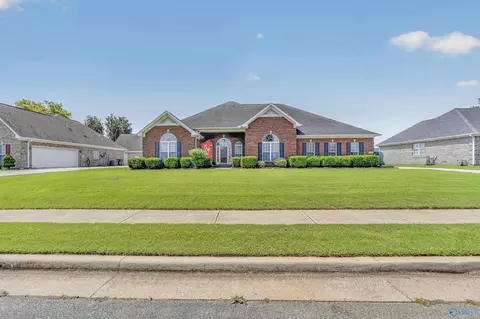 29562 Thunderpaw Dr, Harvest, AL 35749
