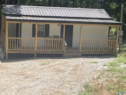 1265 Garrison Rd, Gadsden, AL 35901