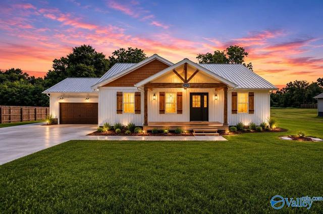 2450 Kuykendall Rd, Albertville, AL 35951