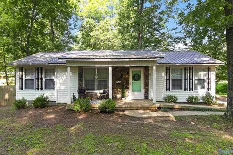 823 Arad Thompson Rd, Arab, AL 35016