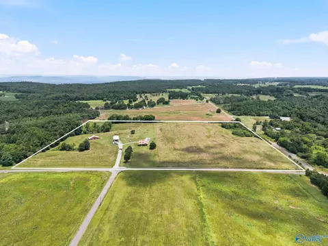 2083 County Road 66, Section, AL 35771 photo 1